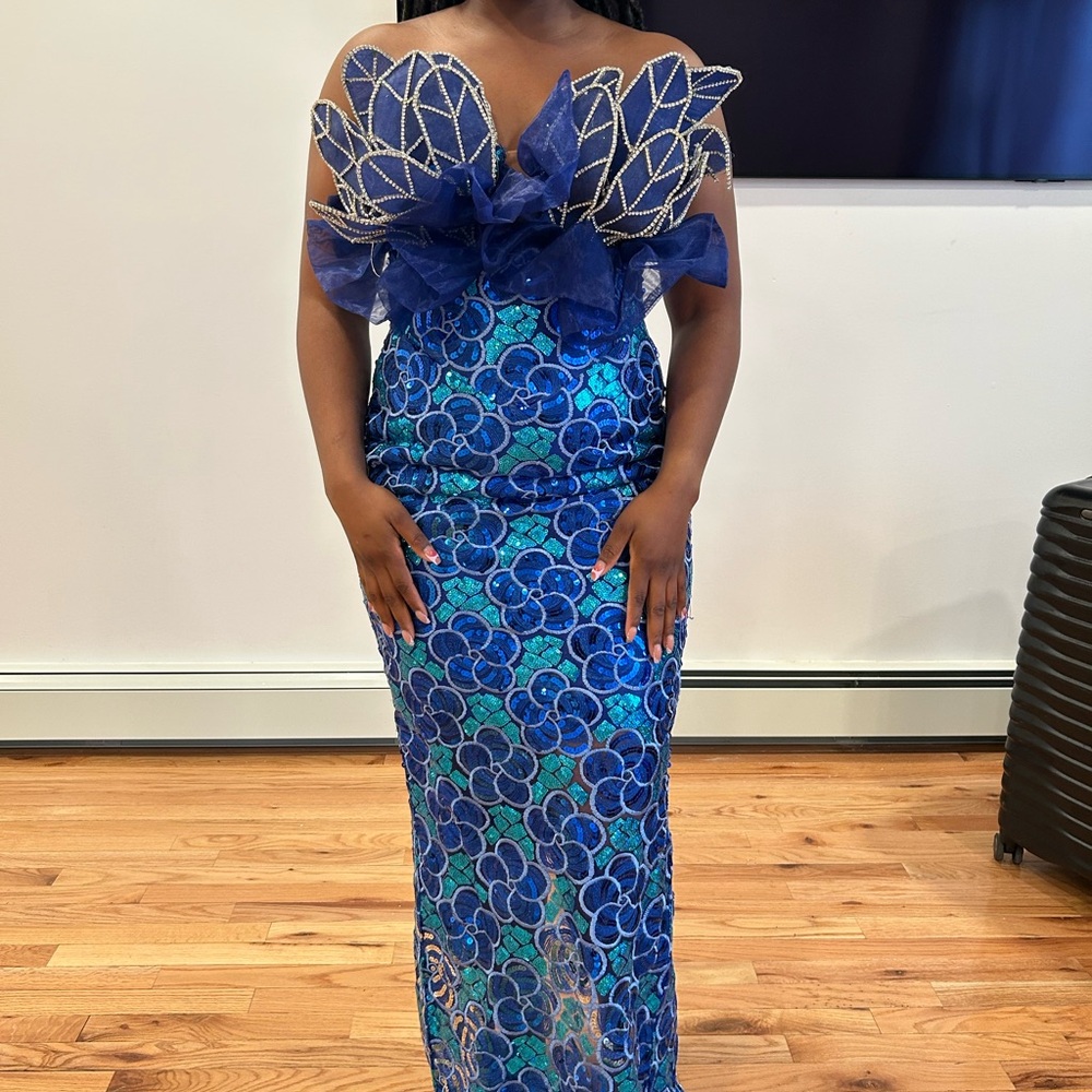Aso ebi Elegant Navy Blue Floral Sequin strapless gown